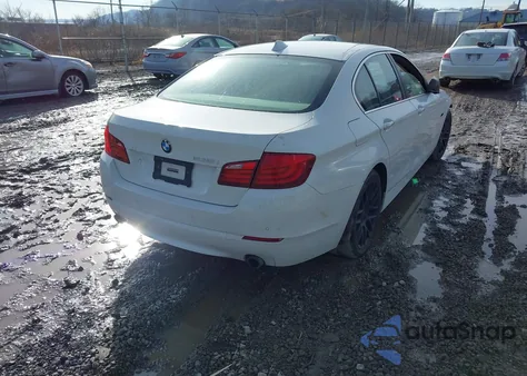 2011 BMW 535I xDrive z USA, uszkodzony, nr VIN WBAFU7C59BC874067